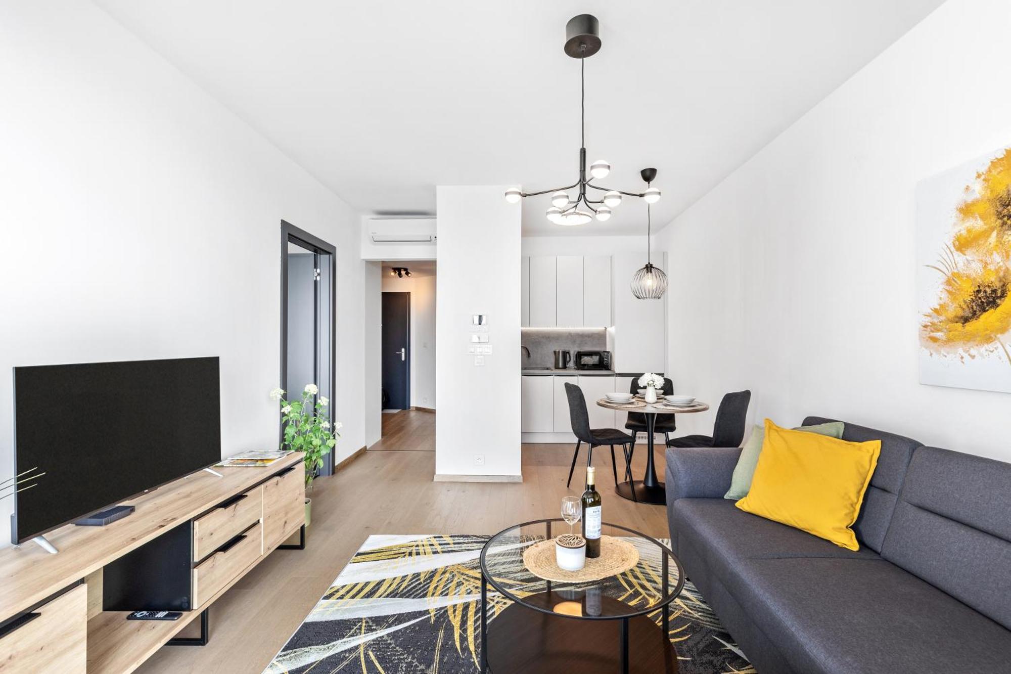 Eurovea Tower Apartman *
